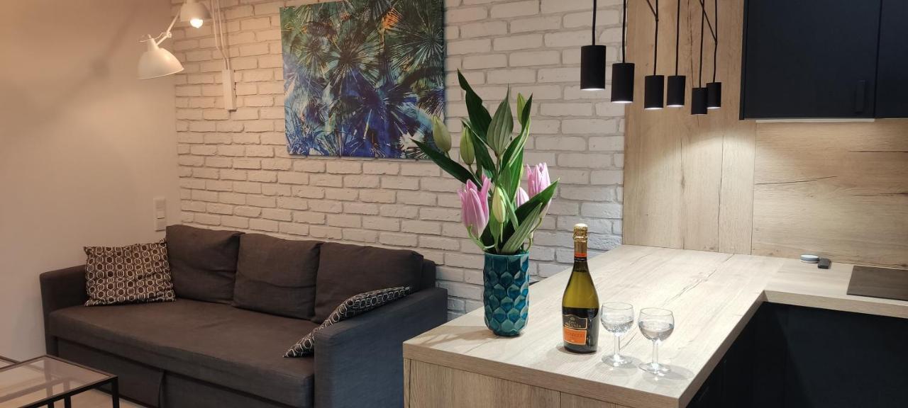 Be My Guest- Fontany Luxury Apartment Metro Wi-Fi Free Parking Zone Warszawa Exteriör bild