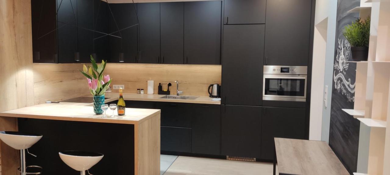 Be My Guest- Fontany Luxury Apartment Metro Wi-Fi Free Parking Zone Warszawa Exteriör bild